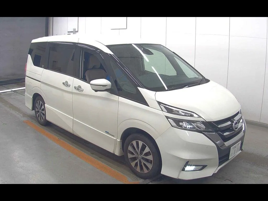 NISSAN SERENA 5D HIGHWAY STAR