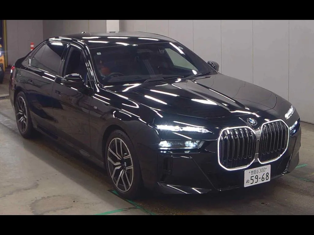 BMW 7 SERIES 740I M-SPORT