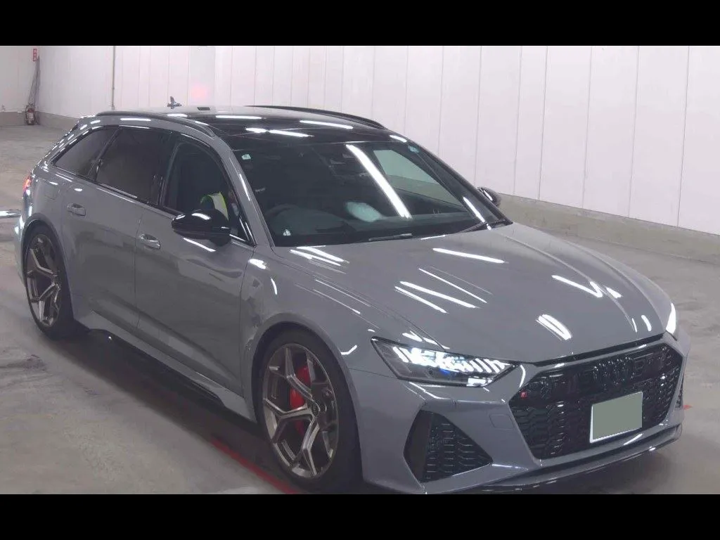AUDI RS6 AVANT 4WD PERFORMANCE AIR SUSPENSION EQUIPPED CAR
