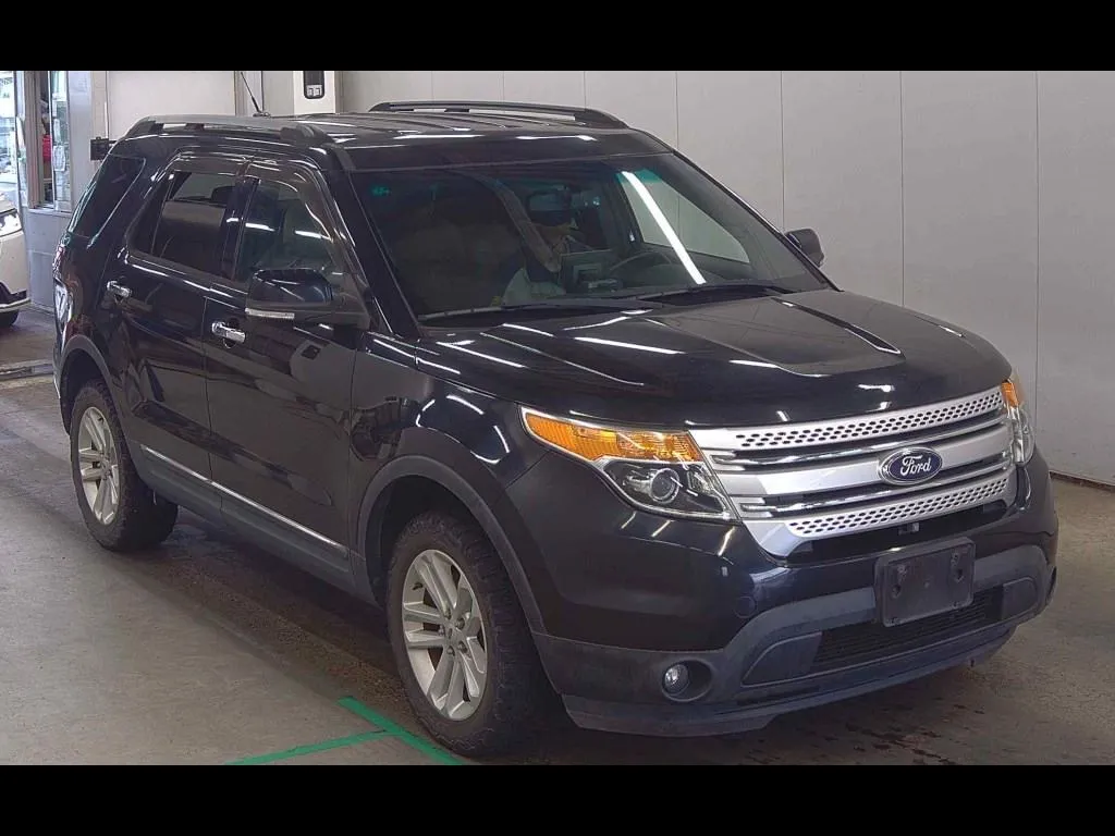 FORD EXPLORER 5D 4WD XLT