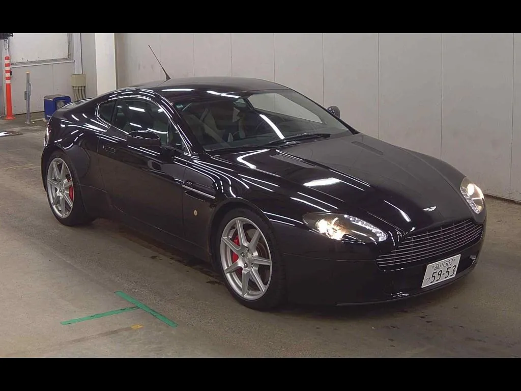 ASTON MARTIN V8 VANTAGE CP COUPE