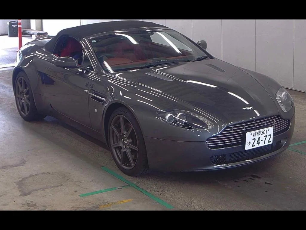 ASTON MARTIN V8 VANTAGE OP ROADSTER