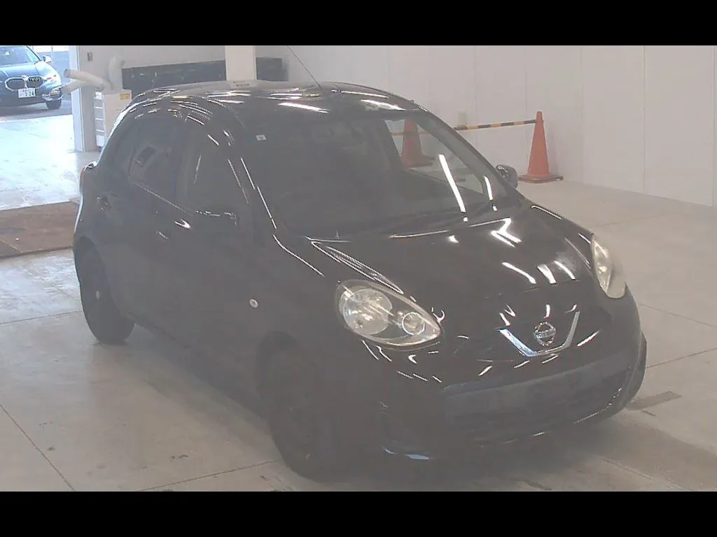NISSAN MARCH 5D X V SELECTION