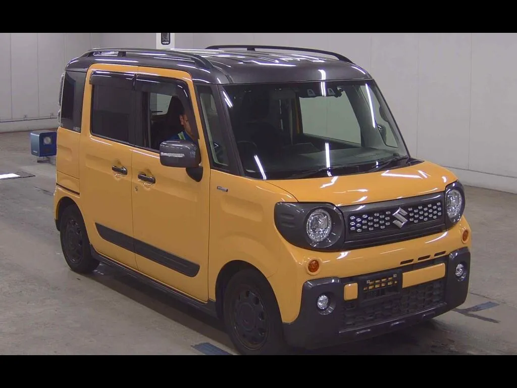 SUZUKI SPACIA GEAR HYBRID XZ
