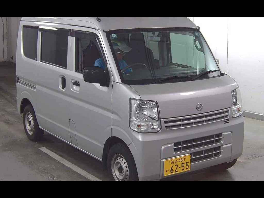 NISSAN NV100CLIPPER VAN DX