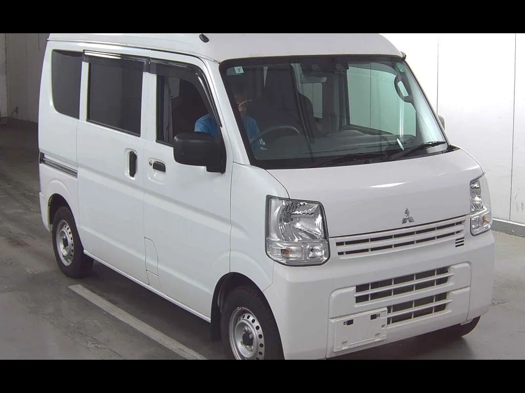 MITSUBISHI MINICAB VAN 4WD M