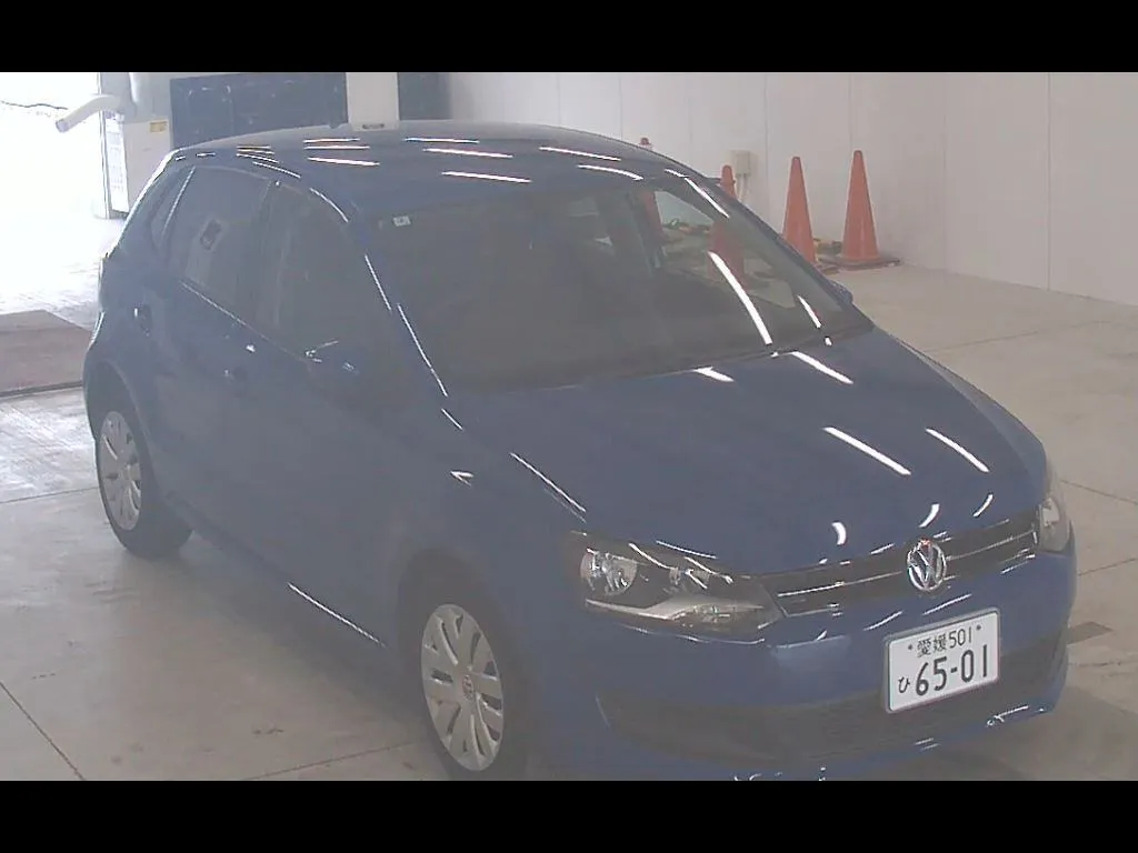 VOLKSWAGEN POLO 5D TSI COMFORT LINE