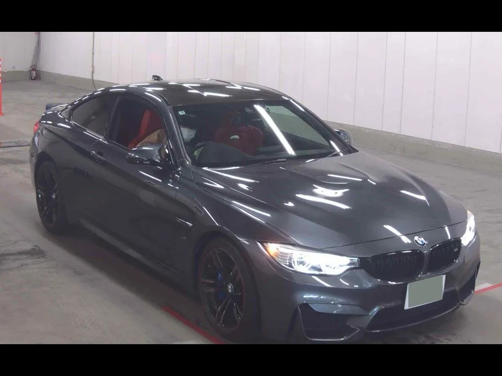 BMW M4 CP M4 COUPE