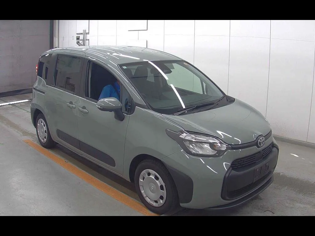 TOYOTA SIENTA HYBRID G