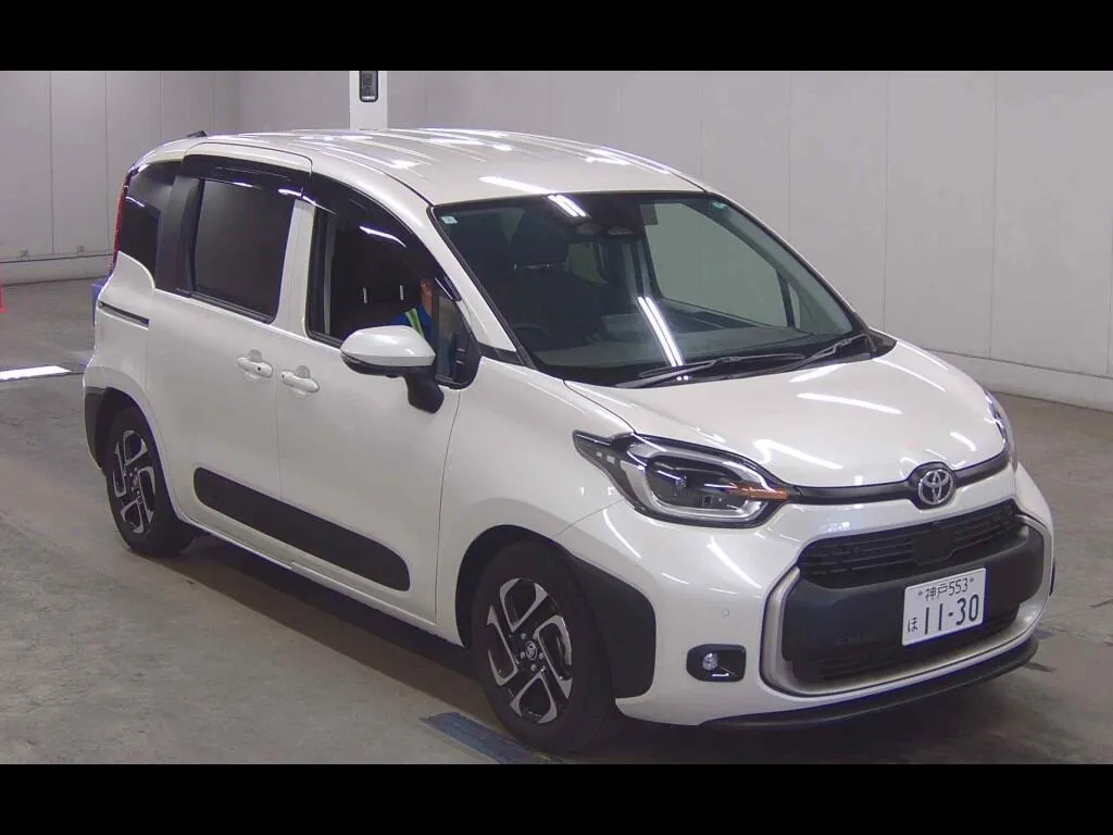 TOYOTA SIENTA HYBRID Z