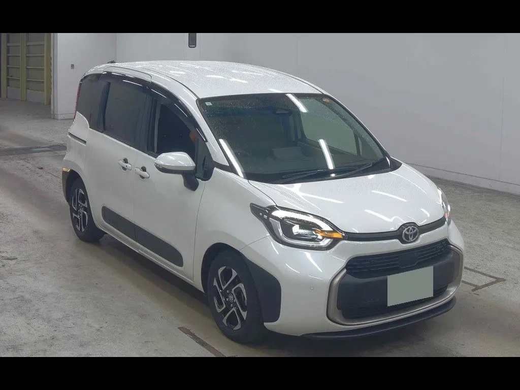 TOYOTA SIENTA HYBRID Z