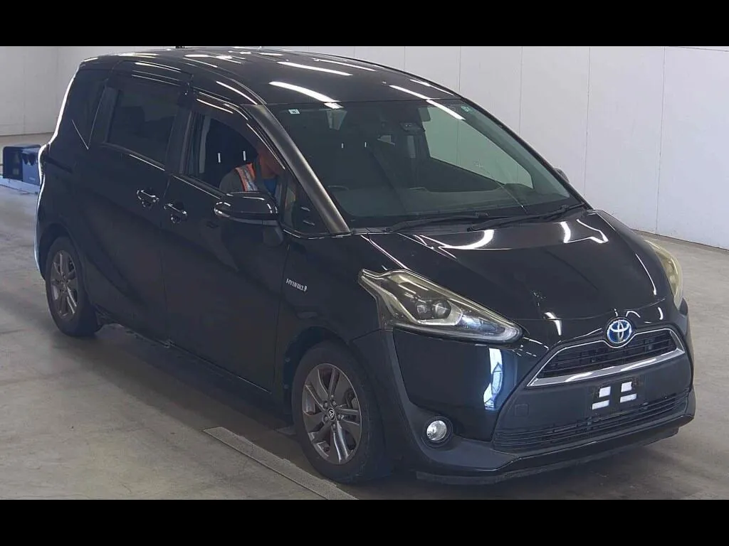 TOYOTA SIENTA HYBRID G