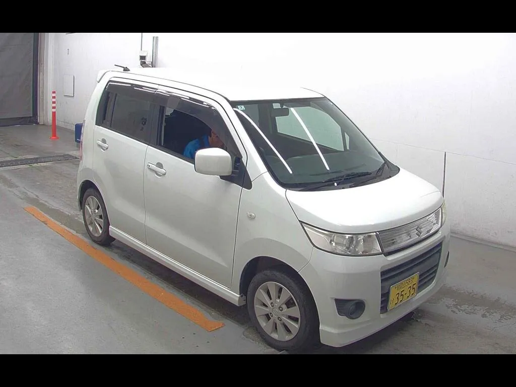 SUZUKI WAGON R STINGRAY X
