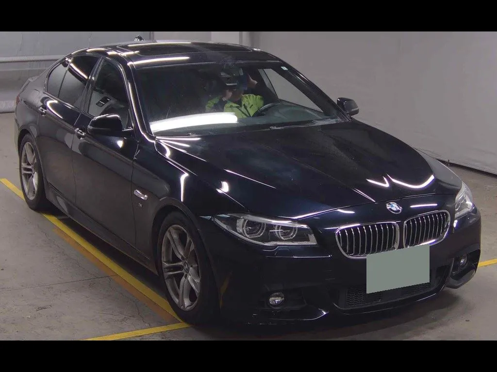BMW 5 SERIES 4D 528I M-SPORT