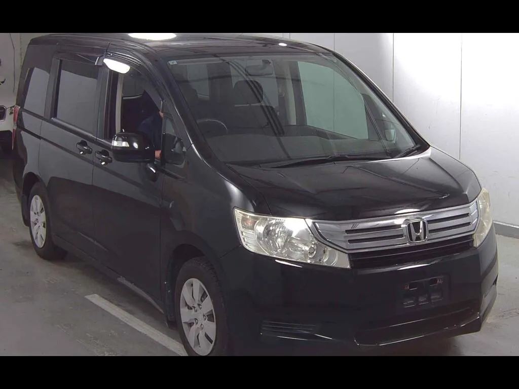 HONDA STEPWAGON 5D G SMART STYLE EDITION