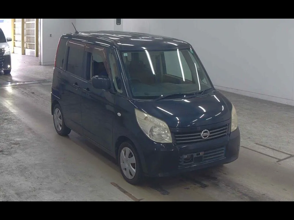 NISSAN ROOX G