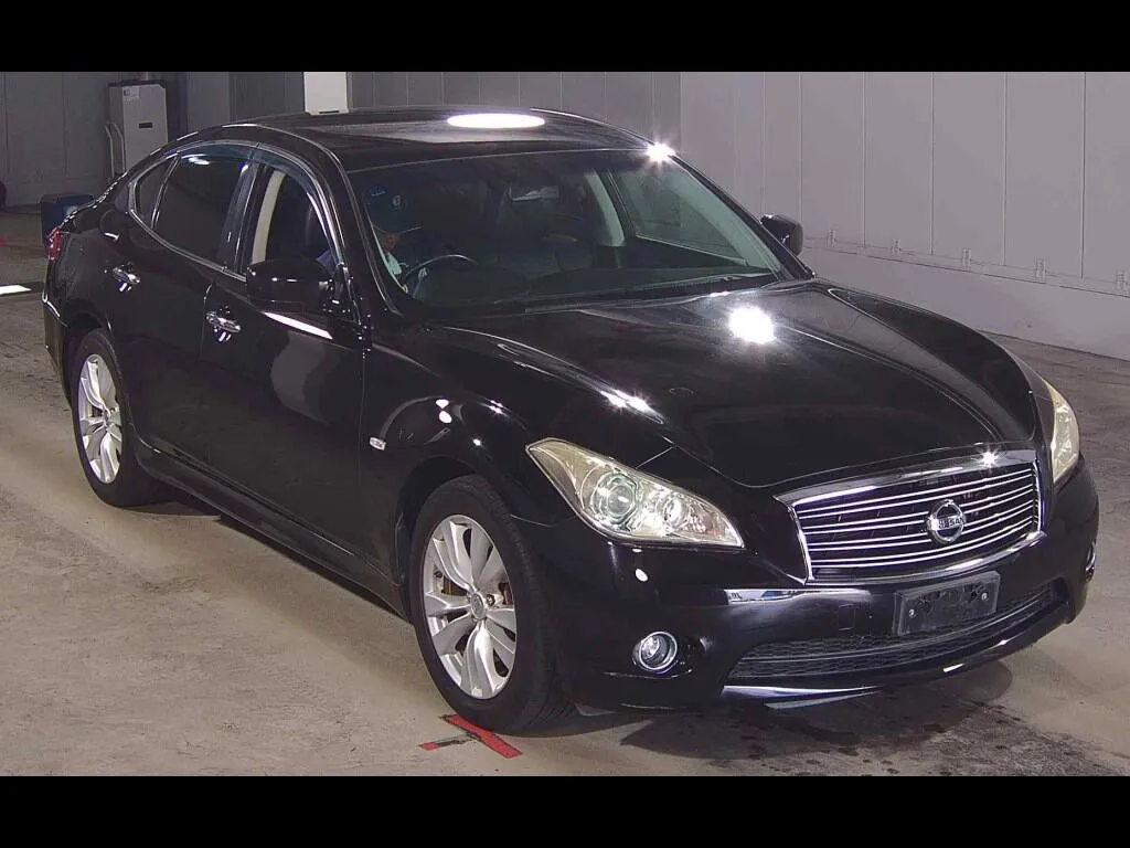 NISSAN FUGA 250GT