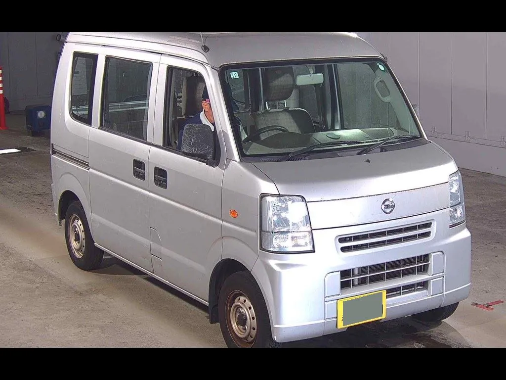 NISSAN NV100CLIPPER VAN DX
