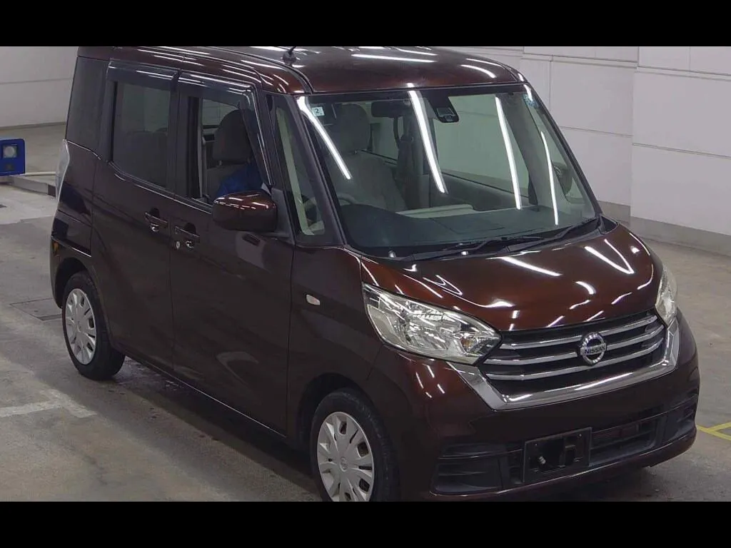 NISSAN DAYZ ROOX 4WD X