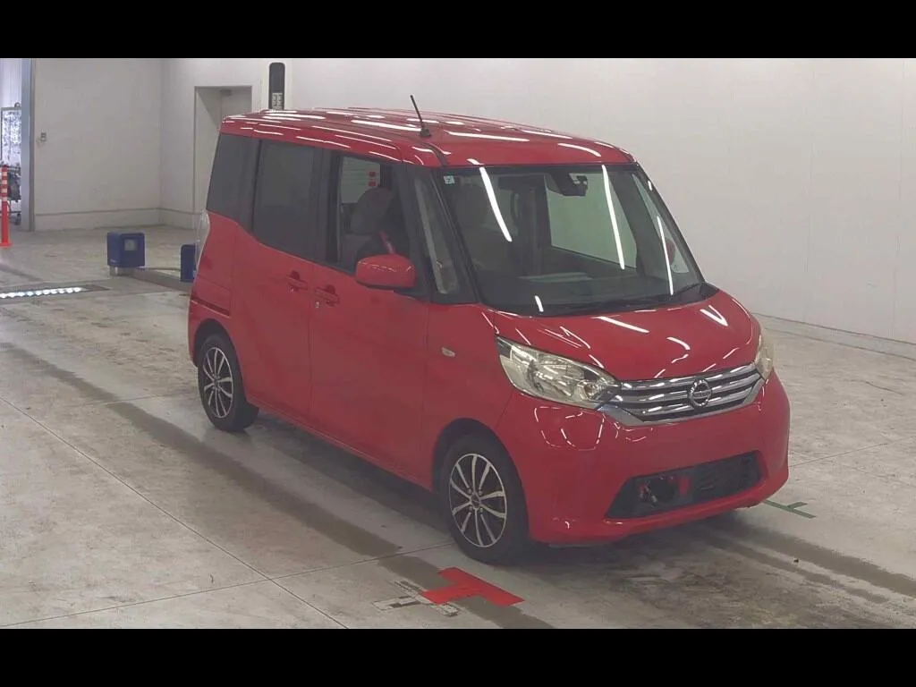NISSAN DAYZ ROOX 4WD X