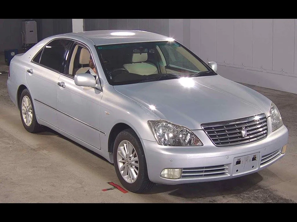 TOYOTA CROWN 4D 4WD ROYAL SALOON I-FOUR U PACKAGE
