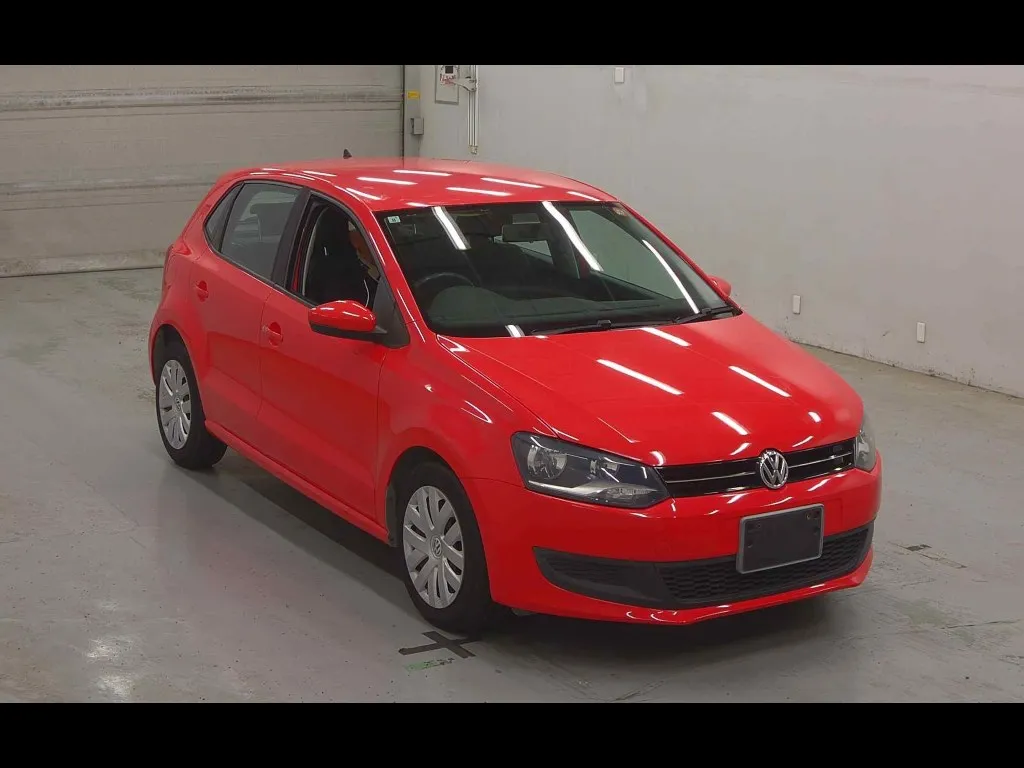 VOLKSWAGEN POLO 5D TSI COMFORT LINE BLUEMOTION TECHNOLOGY