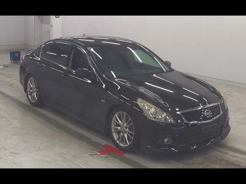 NISSAN SKYLINE 4D 370GT TYPE S