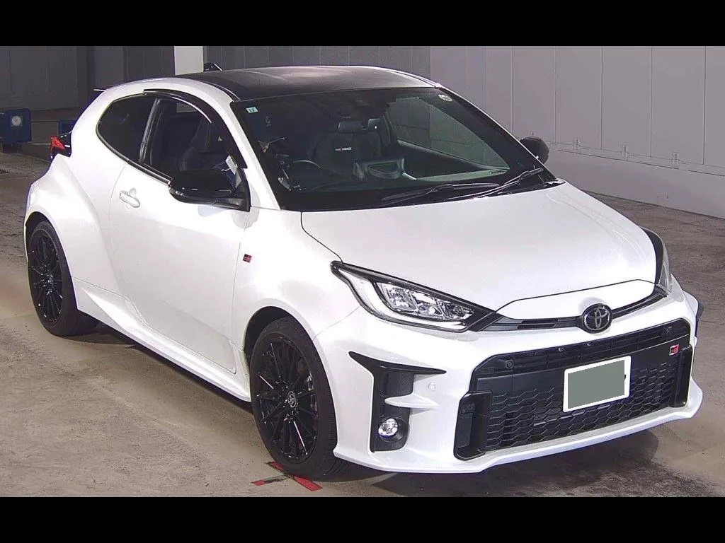 TOYOTA GR YARIS RS