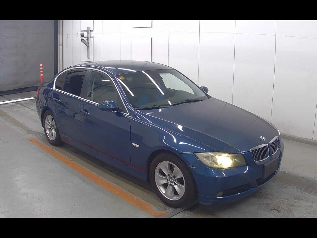 BMW 3 SERIES 4D 323I