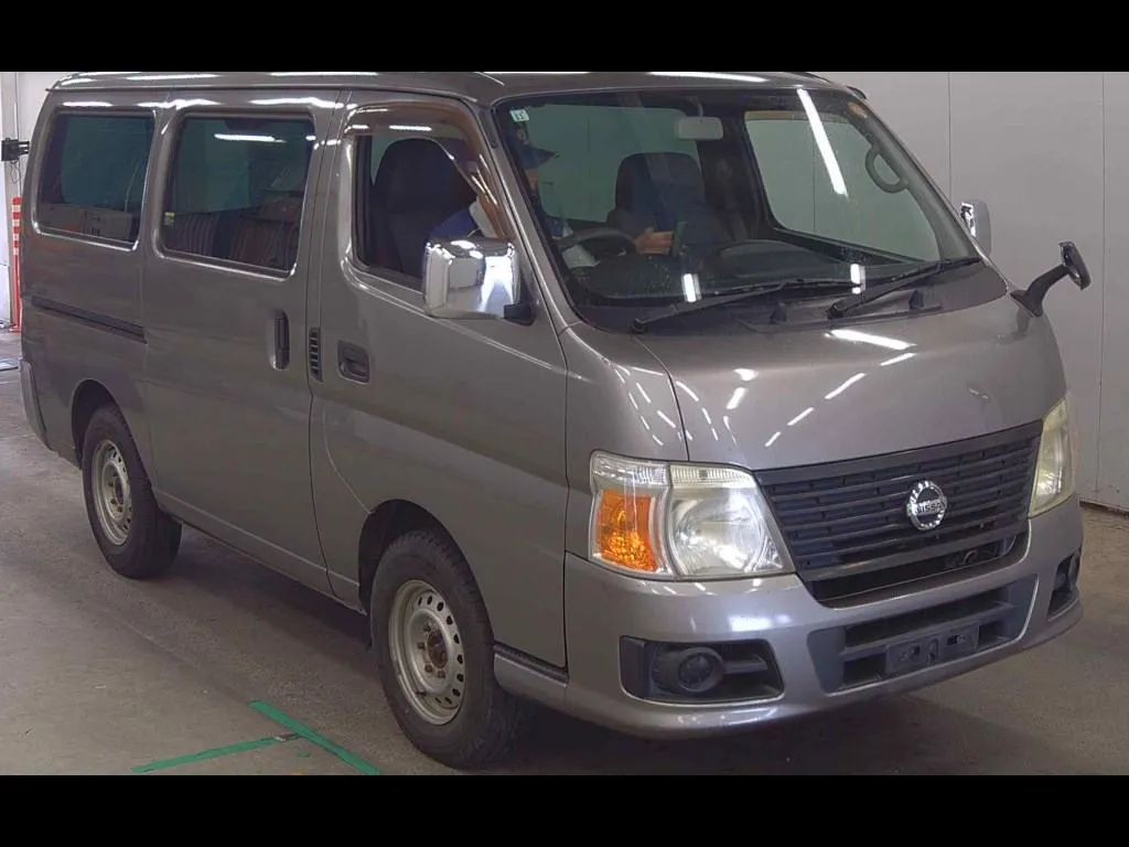 NISSAN CARAVAN 5D 4WD LONG DX