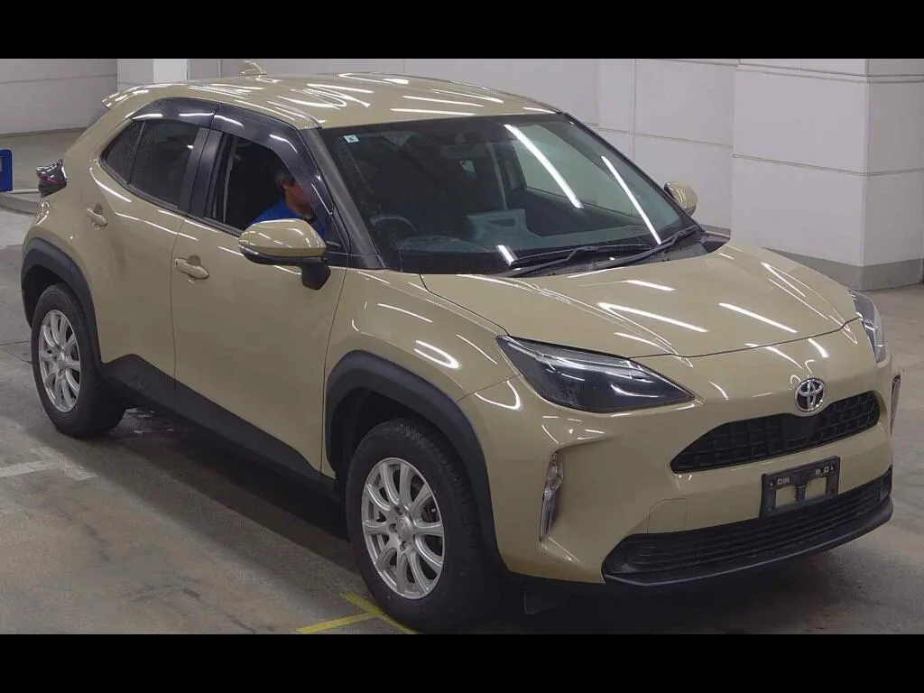 TOYOTA YARIS CROSS 4WD X B PACKAGE