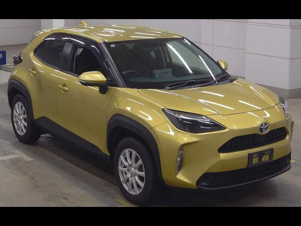 TOYOTA YARIS CROSS 4WD X B PACKAGE