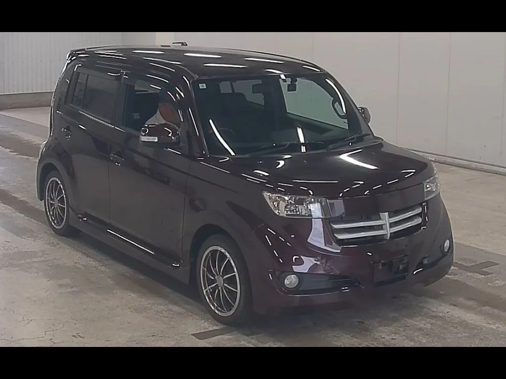 TOYOTA BB 5D Z AERO-G PACKAGE