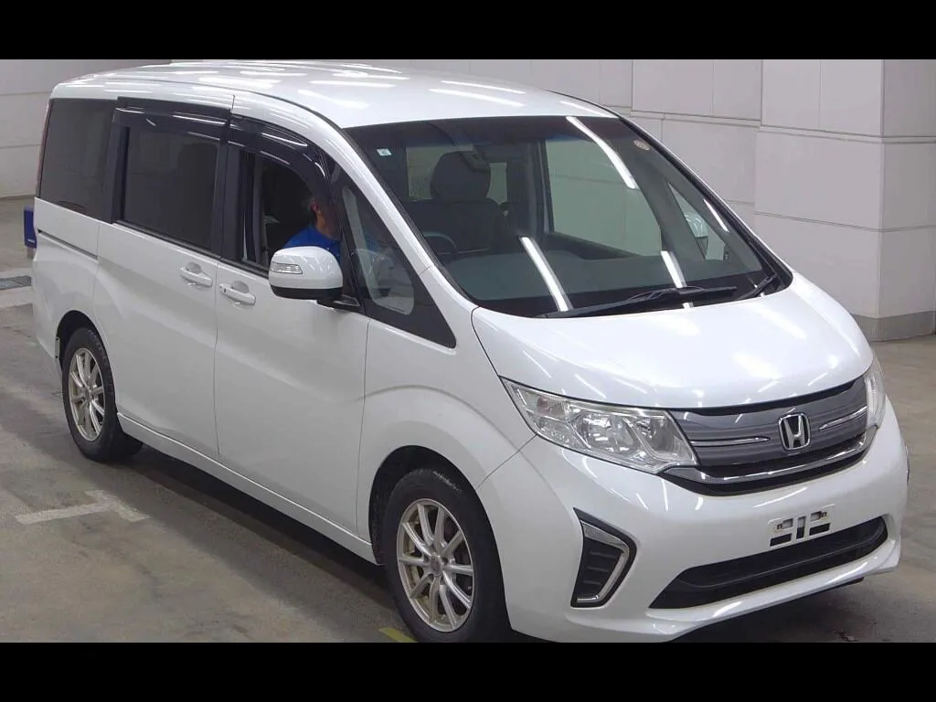 HONDA STEPWAGON 5D 4WD G