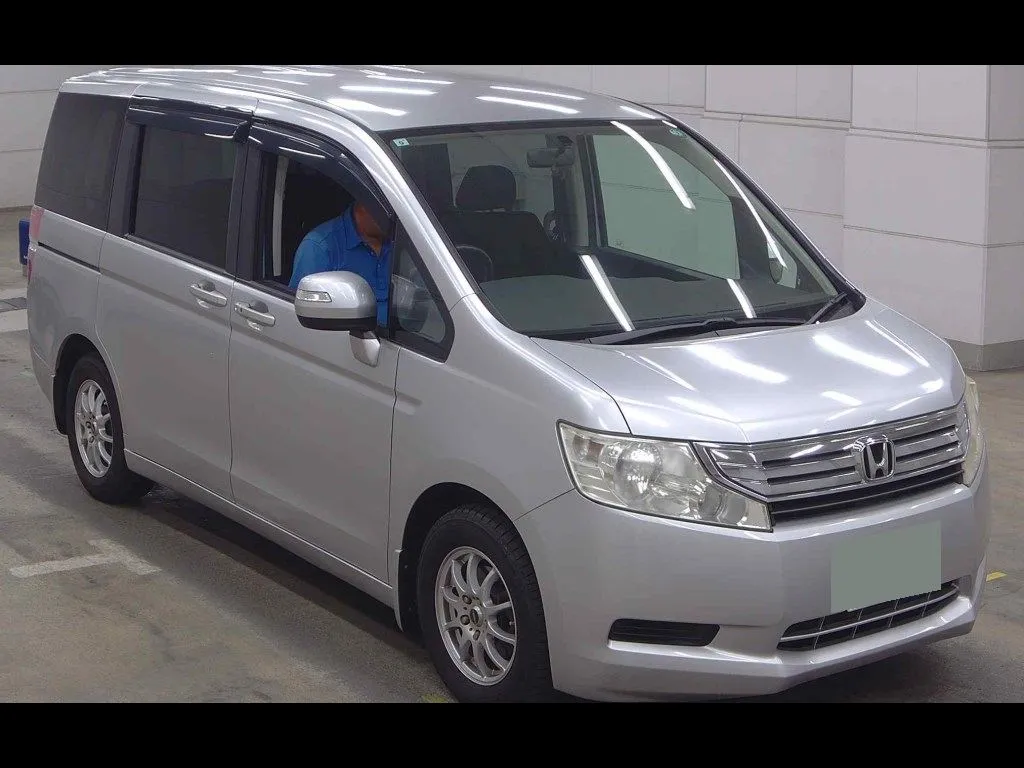 HONDA STEPWAGON 5D 4WD G HDD NAVI SMART STYLE EDITION