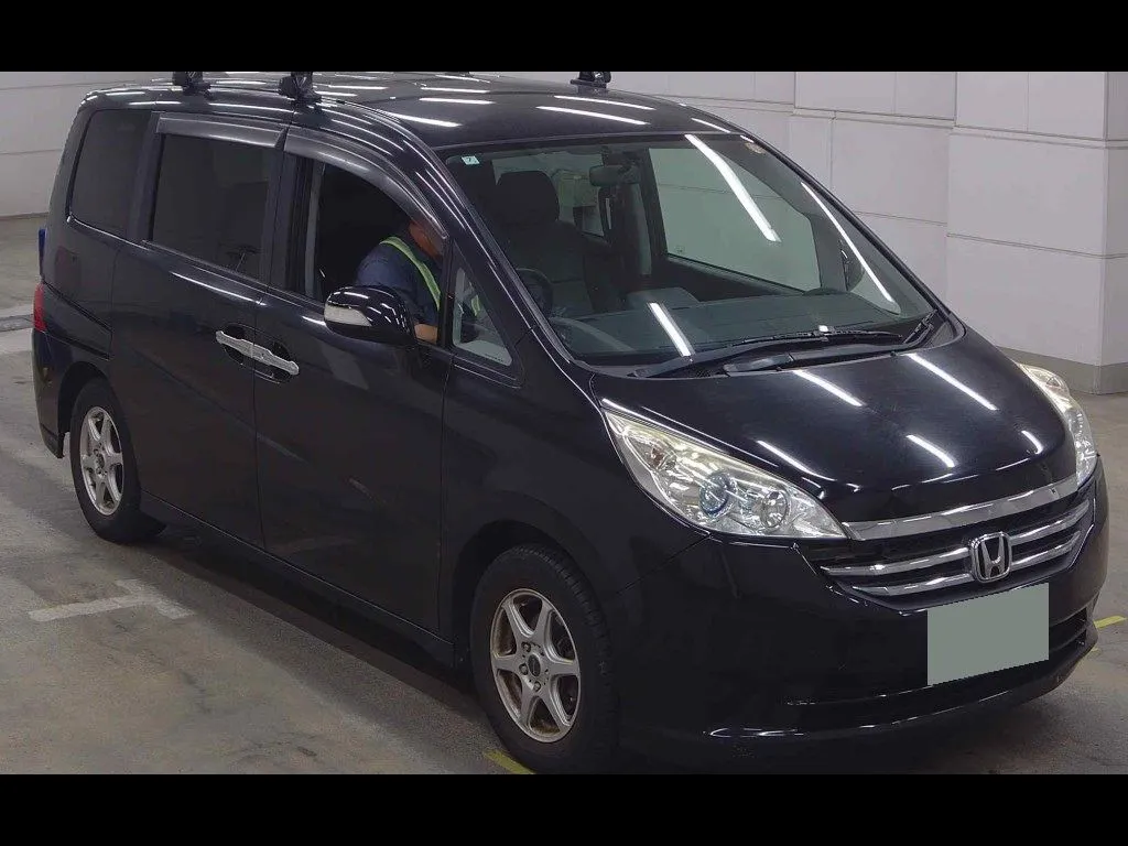 HONDA STEPWAGON 5D 4WD G L HDD NAVI PACKAGE
