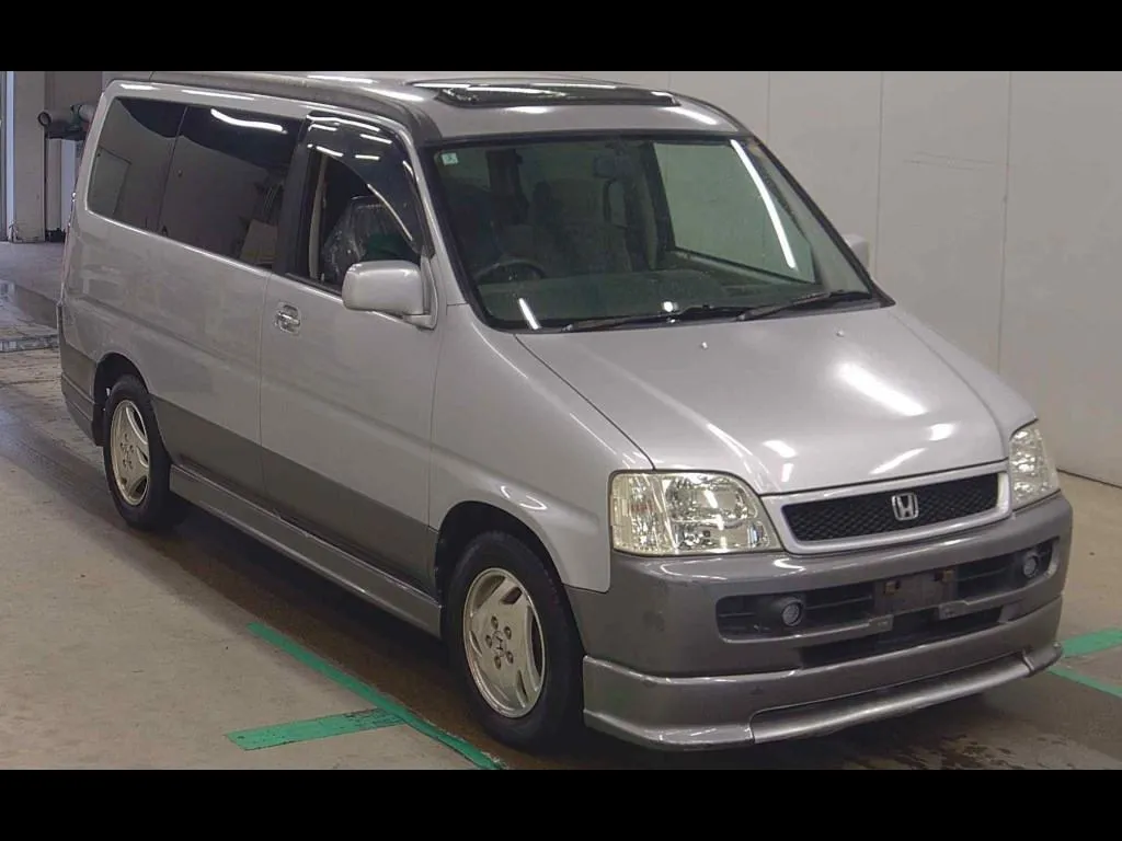 HONDA STEPWAGON 4D W