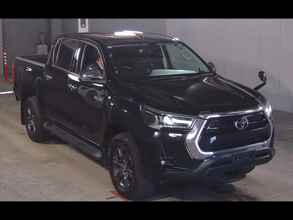 TOYOTA HILUX 4D 4WD Z