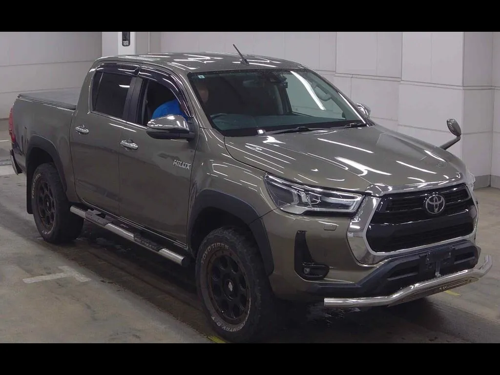 TOYOTA HILUX 4D 4WD Z