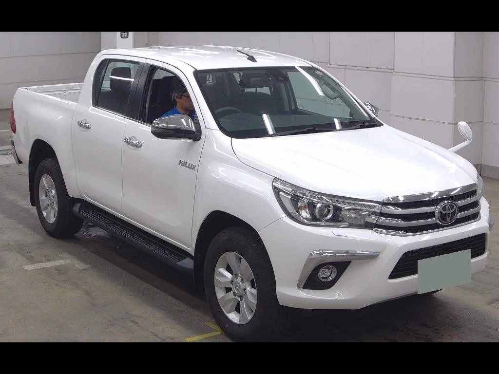 TOYOTA HILUX 4D 4WD Z