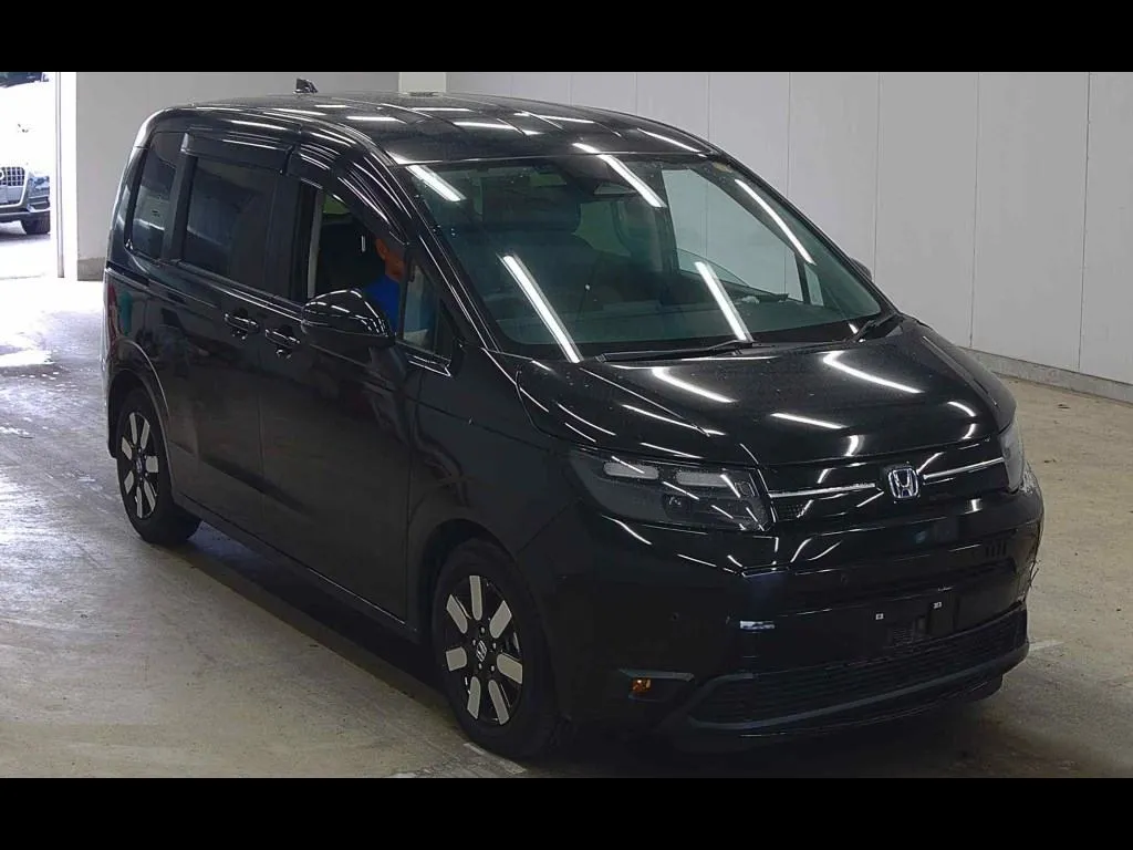 HONDA FREED HYBRID EHEV AIR EX