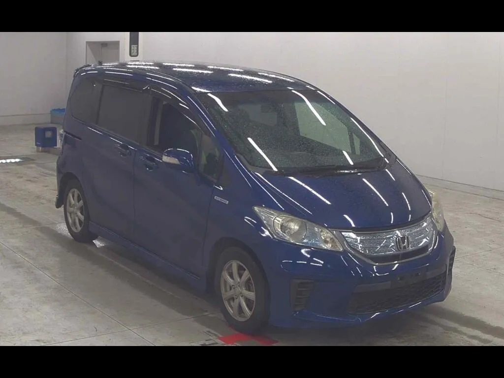 HONDA FREED HYBRID JUST SELECTION
