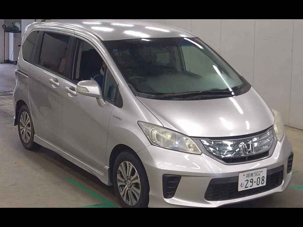 HONDA FREED HYBRID JUST SELECTION
