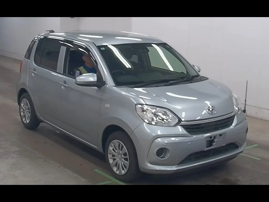 TOYOTA PASSO X L PACKAGE