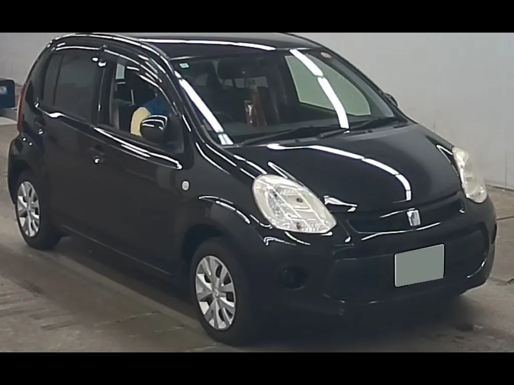 TOYOTA PASSO X L PACKAGE