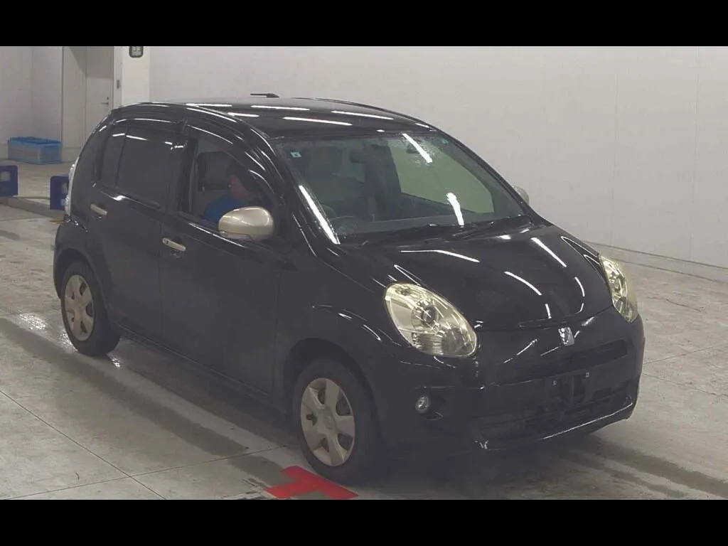 TOYOTA PASSO +HANA