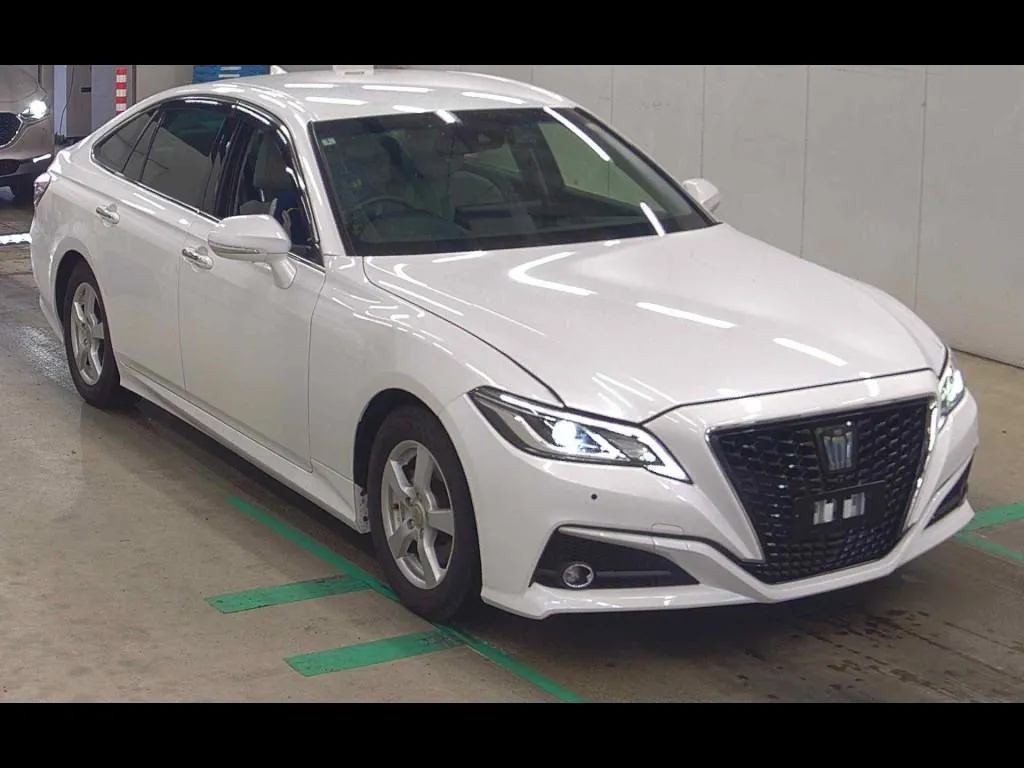 TOYOTA CROWN HYBRID S
