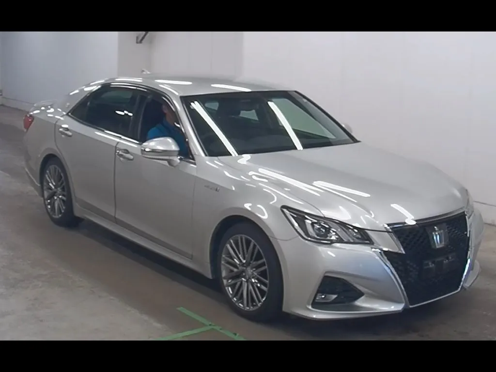 TOYOTA CROWN HYBRID ATHLETE S