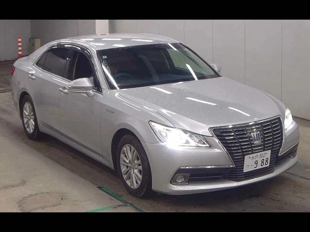 TOYOTA CROWN HYBRID OTHERS