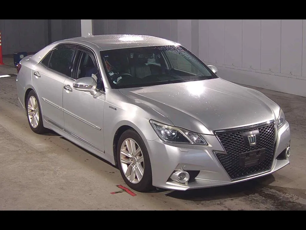 TOYOTA CROWN HYBRID ATHLETE G